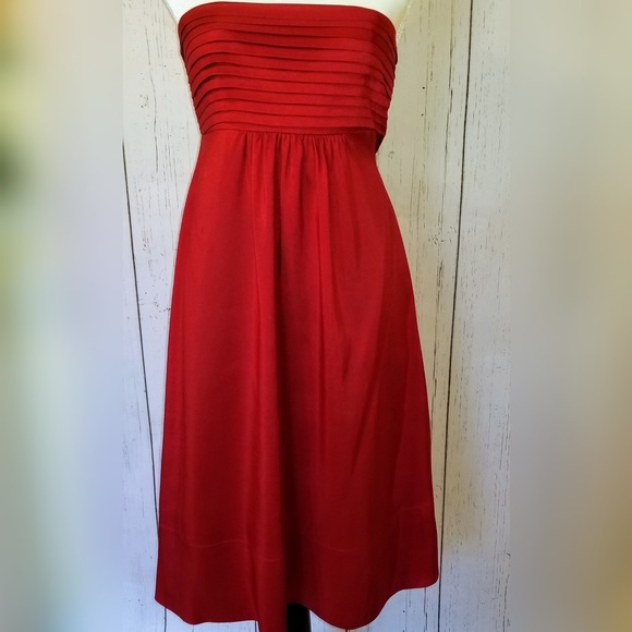 Banana Republic Red Strapless Dress - Picture 1 of 3